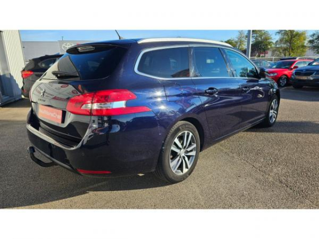 PEUGEOT 308 SW Tech Edition 1.5 BlueHDi 130cv + Attelage + Roue de Secours