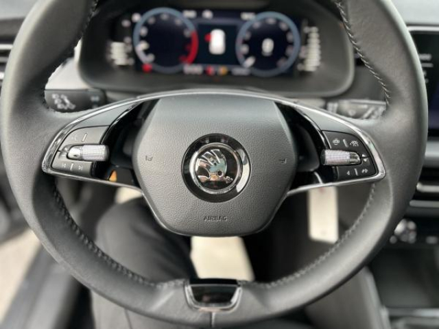 SKODA KAMIQ AMBITION 1.5 TSI 150cv + Virtual Cockpit + Pack Assistance de Conduite + Sieges AV Chauffant