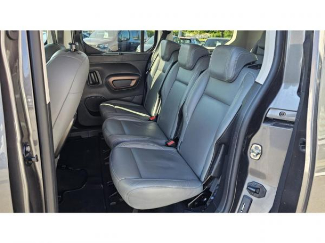 PEUGEOT RIFTER GT Line long 1.5 BlueHDI 130cv 7Places + Sellerie Cuir + Camera de Recul