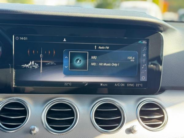 MERCEDES CLASSE E BREAK 200d BVA 9G-Tronic + Pack Parking + Pack Navigation + Sièges avant chauffant