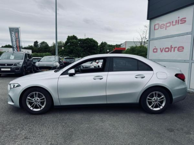 MERCEDES CLASSE A BERLINE Business Line 180d 7G-DCT + Camera de Recul + Sièges avant chauffants