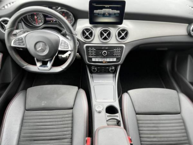 MERCEDES CLA SHOOTING BRAKE CLA 200D 136cv BV7G-DCT + Integration Smartphone + SimiliCuir