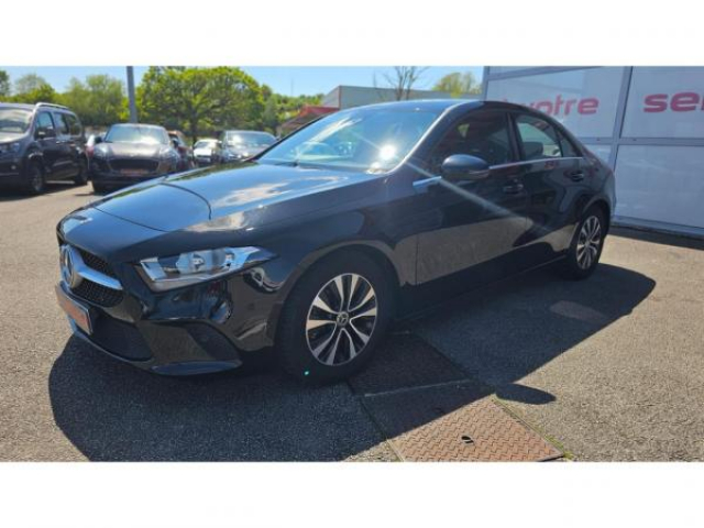 MERCEDES CLASSE A BERLINE Business Line 180D 7G-DCT + Pack navigation