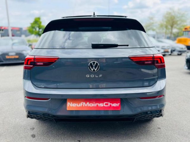 VOLKSWAGEN GOLF R-Line 2.0 TDI 150cv DSG7 + Toit panoramique + JA18 YORK + Pack Hiver + NEUF 0KM