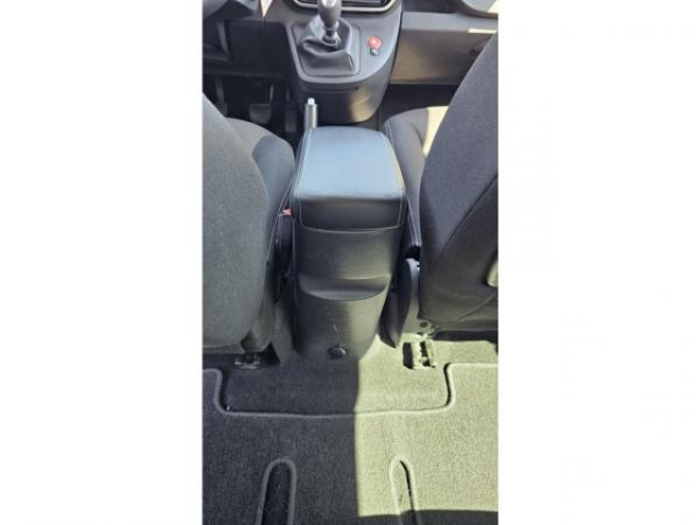 RENAULT KANGOO LIMITED 1.5 Blue dCi 95cv + Attelage + Jantes alliage + Roue de secours
