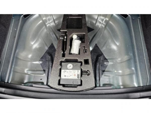 SKODA KAROQ AMBITION 1.5 TSI 150cv DSG7 + Pack Parking + Pack Design + Pack Hiver Plus