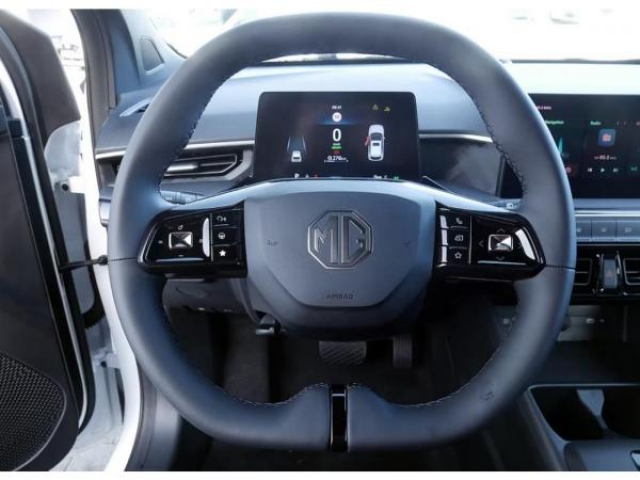 MG MOTOR MG3 Luxury 1.5 Hybrid+ 195cv inclus Caméra 360 + similicuir + NEUF 0KM