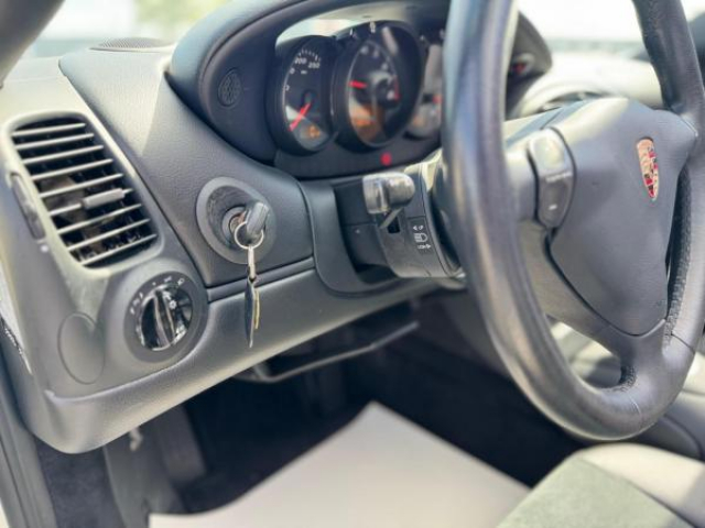 PORSCHE BOXSTER TYPE 986 CABRIOLET 2.7i 220cv Tiptronic