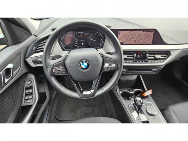 BMW SERIE 1 Advantage 116dA + Radar AV et AR + Régulateur de vitesse + Jantes 16