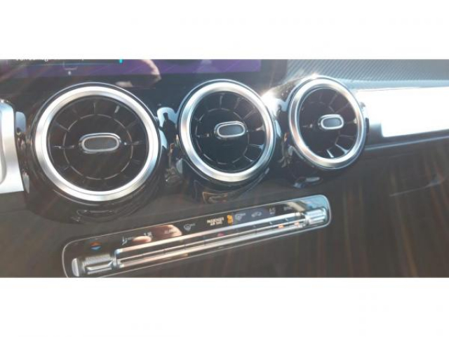 MERCEDES GLB AMG Line 200d 8G-DCT 150cv + 7 PLACES