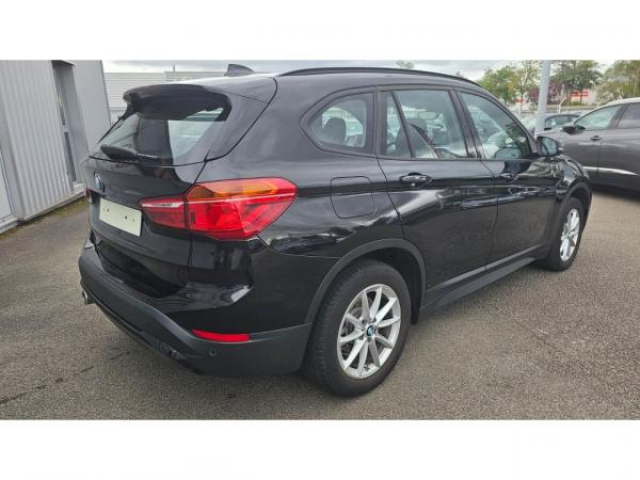 BMW X1 Lounge 16dA + Harman Kardon + Attelage Amovible + Sieges AV Chauffant