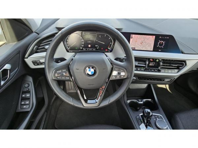 BMW SERIE 1 Business 116d BVA