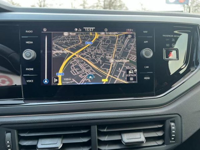 VOLKSWAGEN POLO R-Line 1.0 TSI 110cv DSG7 + Digital Cockpit PRO + Camera de Recul + Keyless Access + Sieges AV Chauf