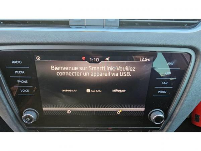 SKODA Octavia combi Ambition 1.6 TDI 116cv DSG7 + Attelage + Sièges AV Chauffants + DAB