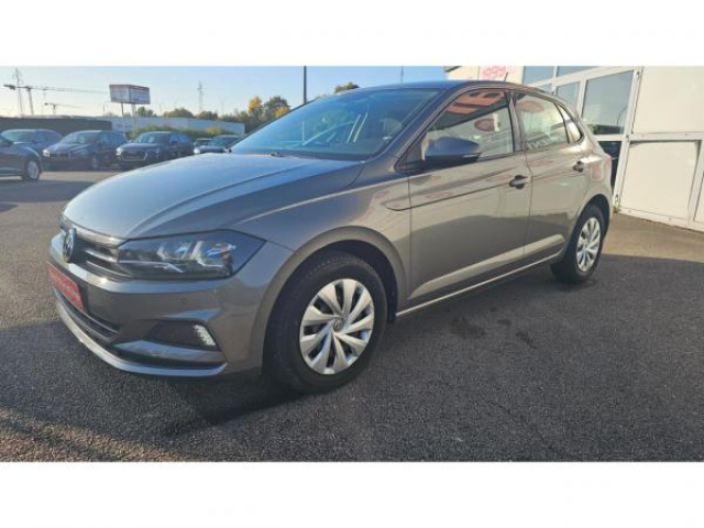 VOLKSWAGEN POLO Lounge 1.6 TDI 95cv + Antibrouillard AV + Radar AV et AR + Discover Media