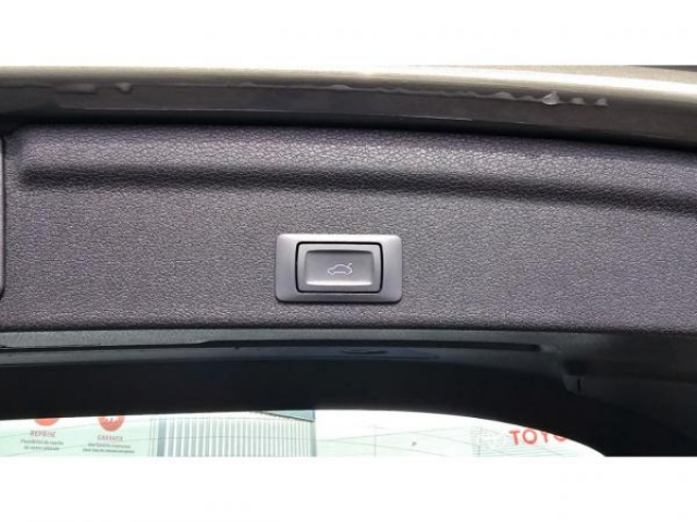 AUDI Q3 SPORTBACK Design 35 TDI 150cv S-tronic + Toit ouvrant + Camera de Recul + Pack Intérieur S-line