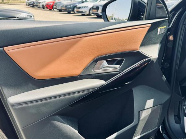 DS DS 7 CROSSBACK So Chic 1.5 BlueHDi 130cv EAT8 Inspiration OPERA + Toit pano + Hifi Focal + Night Vision + Led