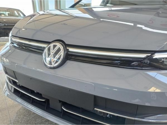 VOLKSWAGEN GOLF Phase 2 Style 1.5 eTSI 116cv DSG7 8.5 + LED MATRIX + Jantes 18 LEEDS + Pack Hiver + NEUF 0KM