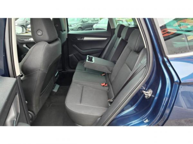 SKODA KAROQ AMBITION 1.5 TSI 150cv DSG7 + Pack Parking + Pack Design + Pack Hiver Plus