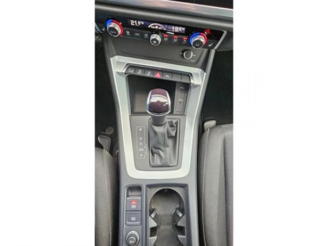 AUDI Q3 SPORTBACK Design 35TDI 150cv S-tronic + MMI Navigation + Audi sound system + JA18