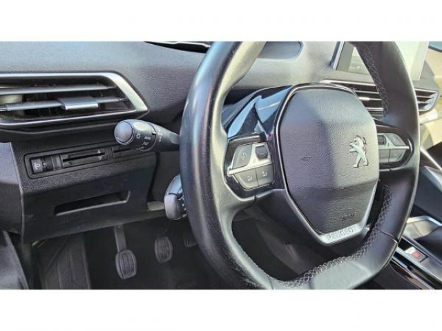 PEUGEOT 3008 Active 1.5 BlueHDi 130cv