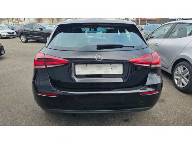 MERCEDES CLASSE A Business Solution 180d BVA 7G-DCT + Sellerie CUIR + Sièges AV chauffants + Navigation