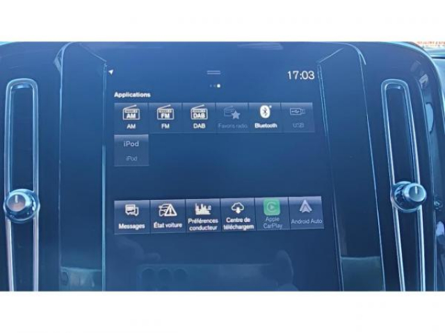 VOLVO XC40 Momentum D3 150cv + Camera de recul + Navigation + Systeme audio