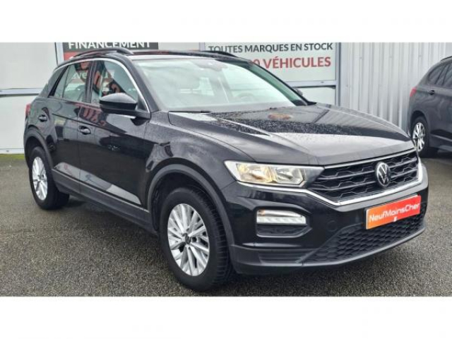 VOLKSWAGEN T-ROC Active 2.0 TDI 115cv + Carplay sans fil + Clim automatique + Navigation Discover Media