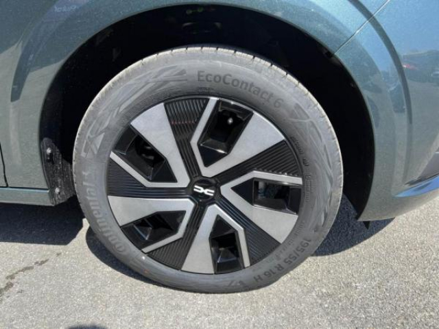 DACIA SANDERO EXPRESSION 1.0 ECO-G 100cv + Climatisation automatique + Sieges AV Chauffants + NEUF 0KM
