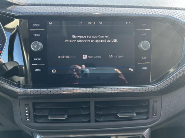 VOLKSWAGEN T-CROSS STYLE 1.6 TDI 95cv DSG7 + Pack LED + Camera de recul + Sieges AV Chauffants