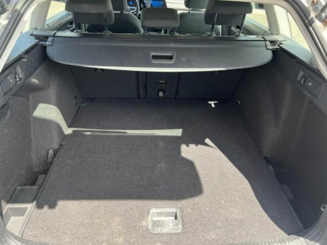 VOLKSWAGEN Golf SW LIFE 1.0 eTSI 110cv DSG7 + Caméra de recul