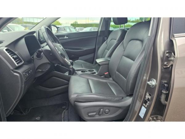 HYUNDAI TUCSON INTUITIVE 1.6 CRDi Hybrid 48V 115cv + Sièges avant chauffants