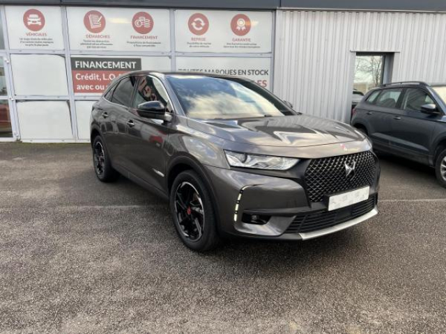 DS DS 7 CROSSBACK Performance Line 1.5 BlueHDi 130cv EAT8 + Aide au stationnement avant/arrière