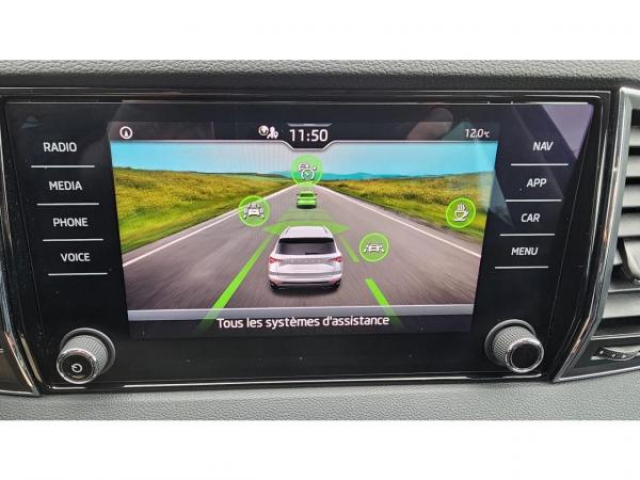 SKODA KAROQ AMBITION 1.5 TSI 150cv DSG7 + Pack Parking + Pack Design + Pack Hiver Plus