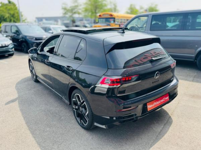 VOLKSWAGEN GOLF R-Line 1.5 eTSI 150cv DSG7 + Matrix LED + Toit Ouvrant + Camera 360 + NEUF 0KM