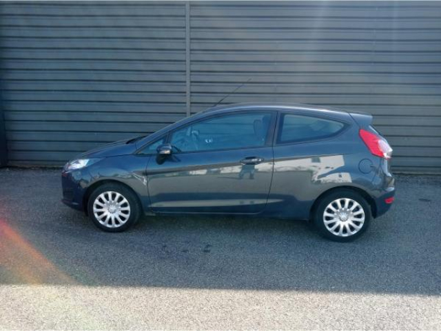 FORD FIESTA Trend 1.25i 82cv