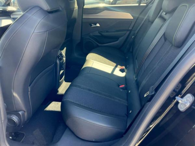 PEUGEOT 308 GT 1.5 BlueHDi 130cv EAT8 + NEUF 0KM