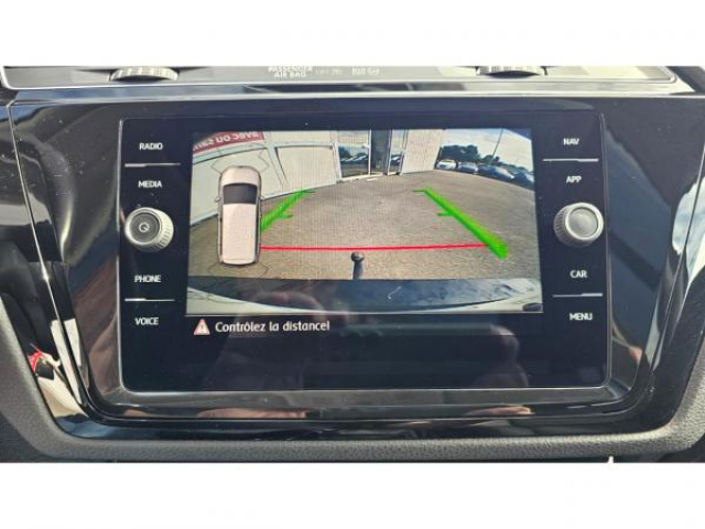 VOLKSWAGEN TOURAN Trendline 1.6 TDI 115cv 7places + Toit Pano + Attelage + ACC + Camera de Recul + Clim Auto