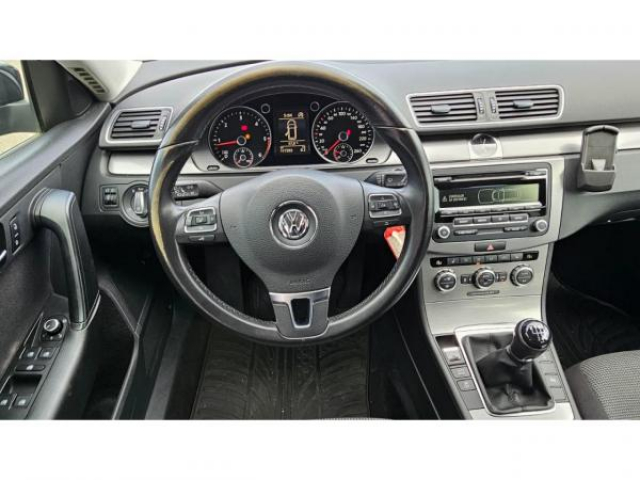 VOLKSWAGEN Passat SW Confortline 1.6TDI 105cv SW