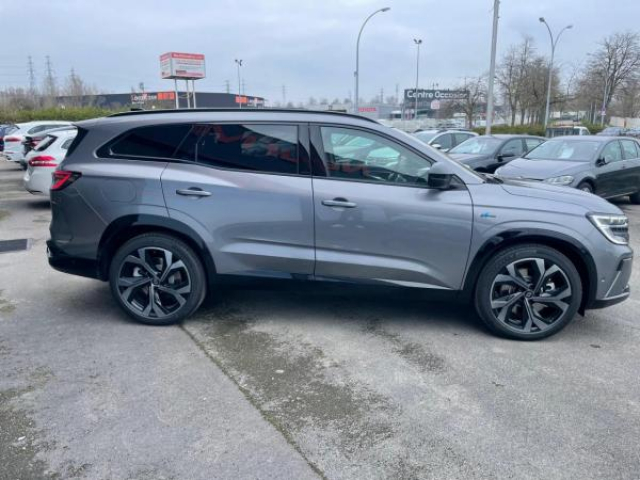 RENAULT ESPACE Esprit Alpine E-Tech Full Hybride 200cv BV CVT 7 places + Toit en verre panoramique + NEUF 0KM