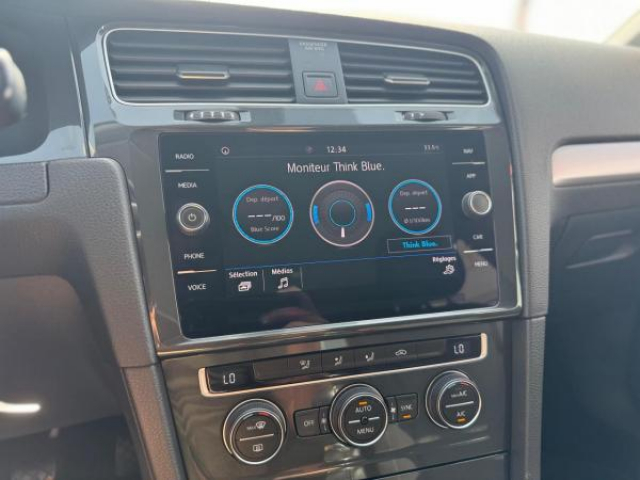 VOLKSWAGEN Golf SW TRENDLINE 1.6 TDI 115cv + Clim Automatique + Camera de Recul + Park Pilot