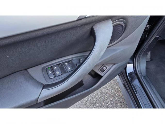 BMW X1 Business sDrive 18d BVA 136cv + Sellerie Cuir + Caméra de recul