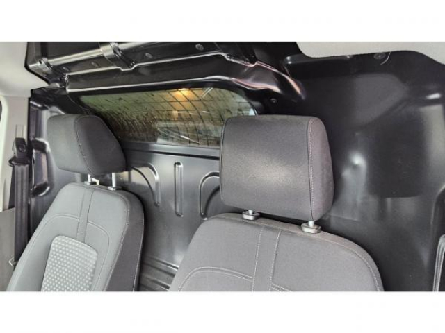 FORD TRANSIT COURIER Trend L1 1.5 TDCi 100cv + Camera de recul + GPS + Attelage + Galerie de toit + TVA RECUPERABLE