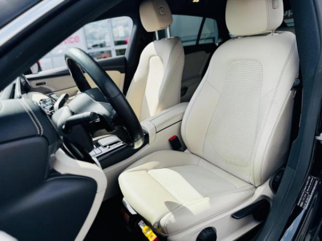 MERCEDES CLA Progressive Line 200D 8G-DCT + Pack Cuir + Carplay + HIFI Advanced + Sieges AV et Volant Chauffant