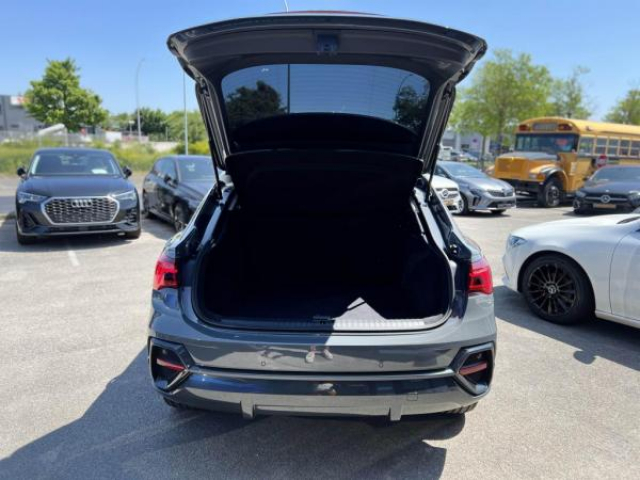 AUDI Q3 SPORTBACK 35 TDI 150cv  S-tronic Design + JA19 + MMI NAVIGATION +full led + Attelage