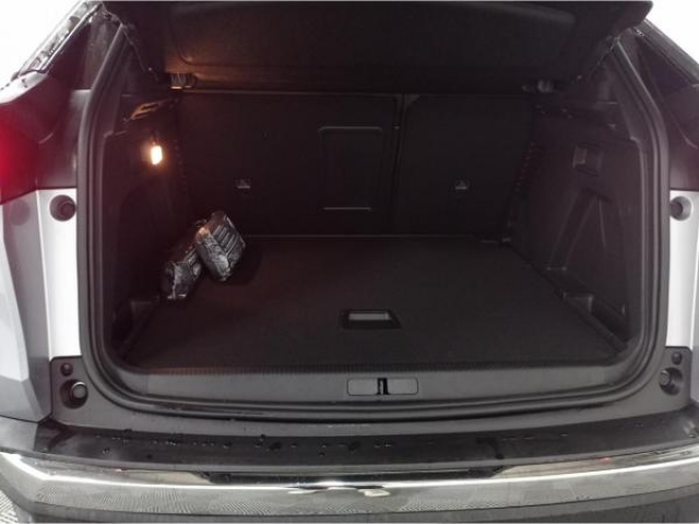 PEUGEOT 3008 GT 130cv