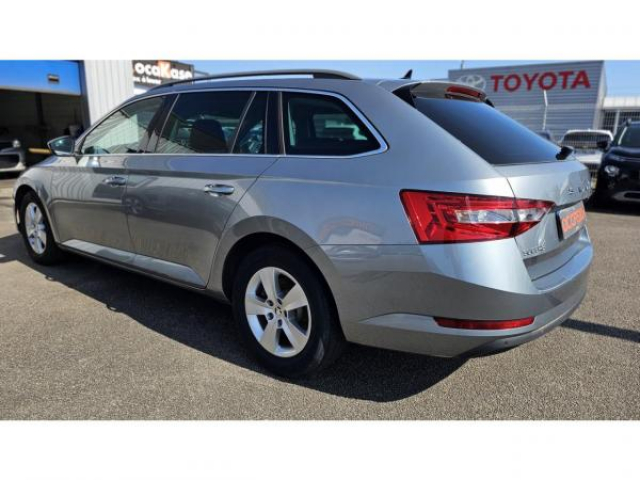 SKODA SUPERB COMBI BUSINESS 1.6 TDI 120cv DSG7 + Sellerie Cuir + Sièges avant chauffants + Roue de secours