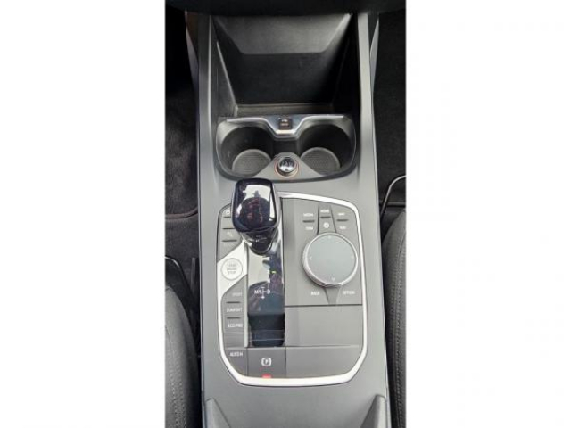 BMW SERIE 1 Advantage 116dA + Carplay + Radar AV et AR + Régulateur de vitesse + Ja16
