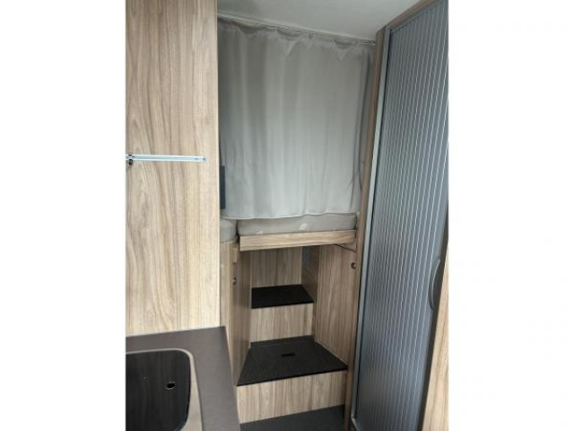 HYMER ML-T HYMER 570 4x4 V6 3.0l 419 CDi 190 CV BVA 7G-TRONIC TVA RECUPERABLE
