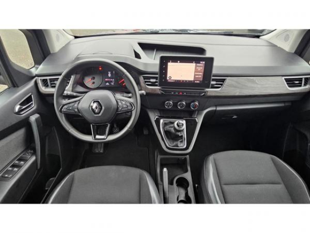 RENAULT KANGOO Zen 1.5 Blue dCi 95cv + Attelage + Antibrouillard + Roue de Secours